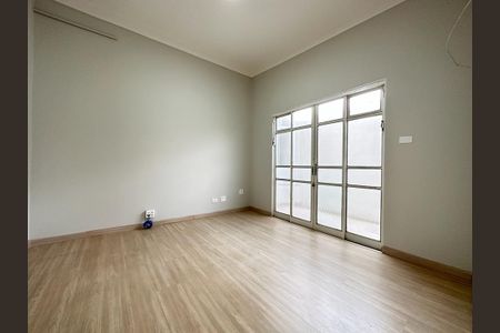 Casa para alugar com 406m², 8 quartos e 1 vaga Casa para alugar com 406m², 8 quartos e 1 vagaQuarto 1