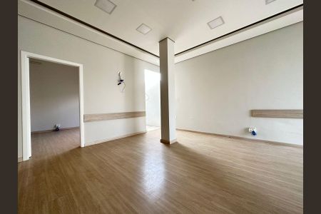 Casa para alugar com 406m², 8 quartos e 1 vaga Casa para alugar com 406m², 8 quartos e 1 vagaSala