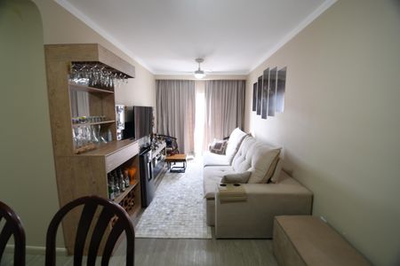 Apartamento à venda com 76m², 2 quartos e 1 vagaSala