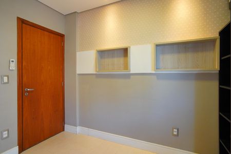 Apartamento à venda com 82m², 3 quartos e 2 vagasQuarto 3