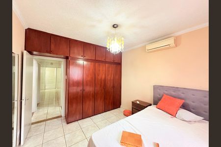 Casa para alugar com 190m², 4 quartos e 3 vagas Casa para alugar com 190m², 4 quartos e 3 vagasQuarto 1