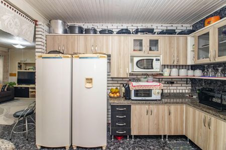 Casa à venda com 132m², 3 quartos e 5 vagas Casa à venda com 132m², 3 quartos e 5 vagasCozinha