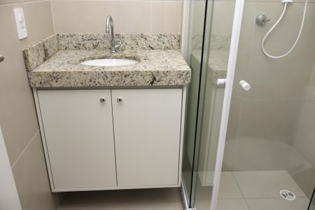 Apartamento para alugar com 59m², 2 quartos e 1 vaga Apartamento para alugar com 59m², 2 quartos e 1 vagaBanheiro Social