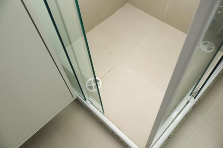 Apartamento para alugar com 59m², 2 quartos e 1 vaga Apartamento para alugar com 59m², 2 quartos e 1 vagaBanheiro da Suíte