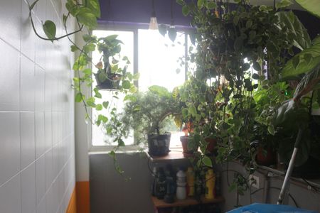 Apartamento à venda com 80m², 2 quartos e 1 vagaÁrea de Serviço