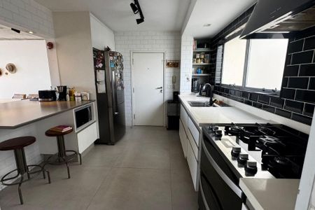 Apartamento à venda com 122m², 3 quartos e 2 vagasCozinha