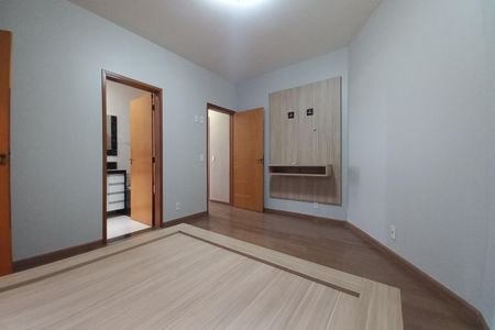 Casa de condomínio à venda com 248m², 3 quartos e 4 vagasQuarto 3 - Suíte