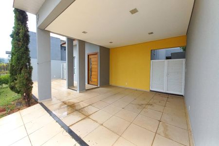 Casa de condomínio à venda com 248m², 3 quartos e 4 vagasGaragem 