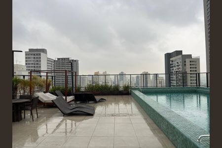 Studio à venda com 36m², 1 quarto e sem vaga Studio à venda com 36m², 1 quarto e sem vagaÁrea comum - Piscina