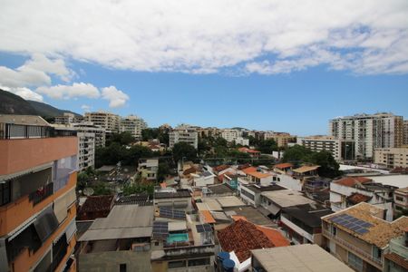 Apartamento para alugar com 305m², 4 quartos e 2 vagasVista