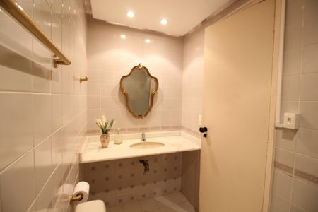 Apartamento para alugar com 305m², 4 quartos e 2 vagasBanheiro Social 1