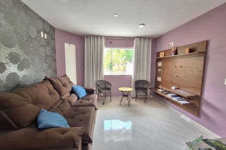 Sala de casa para alugar com 2 quartos, 100m² em Jardim Primavera, Duque de Caxias