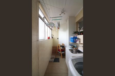 Apartamento à venda com 104m², 3 quartos e 1 vagaÁrea de Serviço