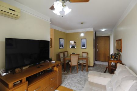 Sala de apartamento à venda com 2 quartos, 70m² em Jardim Carvalho, Porto Alegre