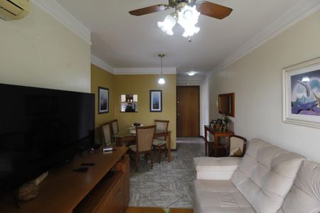 Apartamento à venda com 70m², 2 quartos e 1 vagaSala