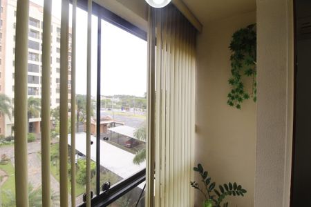 Varanda gourmet de apartamento à venda com 2 quartos, 70m² em Jardim Carvalho, Porto Alegre