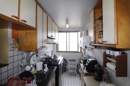 Apartamento à venda com 70m², 2 quartos e 1 vagaCozinha