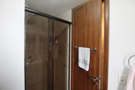 Apartamento à venda com 70m², 2 quartos e 1 vagaBanheiro