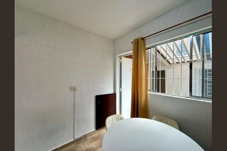 Casa para alugar com 180m², 4 quartos e 2 vagas Casa para alugar com 180m², 4 quartos e 2 vagasCasa 2