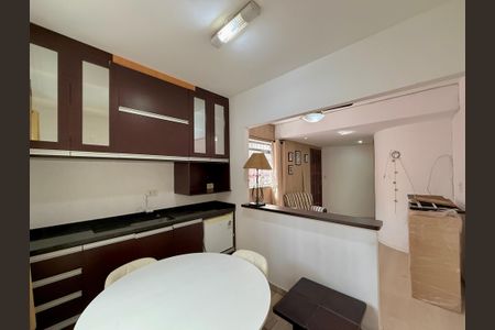 Casa para alugar com 180m², 4 quartos e 2 vagas Casa para alugar com 180m², 4 quartos e 2 vagasCasa 2