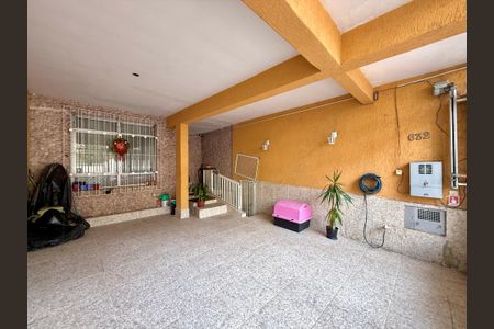 Casa para alugar com 180m², 4 quartos e 2 vagas Casa para alugar com 180m², 4 quartos e 2 vagasGaragem