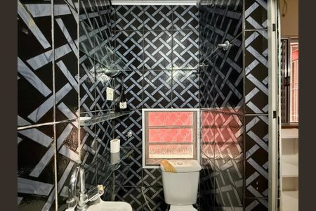 Casa para alugar com 180m², 4 quartos e 2 vagas Casa para alugar com 180m², 4 quartos e 2 vagasCasa 2