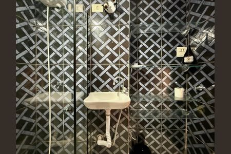 Casa para alugar com 180m², 4 quartos e 2 vagas Casa para alugar com 180m², 4 quartos e 2 vagasCasa 2