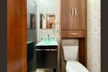 Casa para alugar com 180m², 4 quartos e 2 vagas Casa para alugar com 180m², 4 quartos e 2 vagasCasa 2