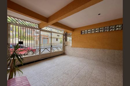 Casa para alugar com 180m², 4 quartos e 2 vagas Casa para alugar com 180m², 4 quartos e 2 vagasGaragem