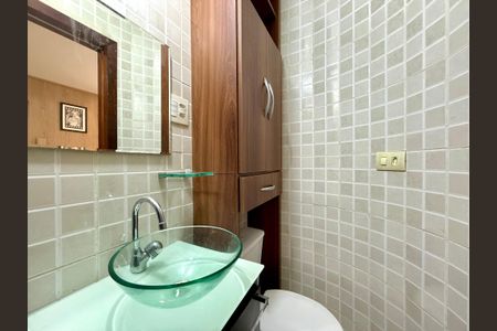 Casa para alugar com 180m², 4 quartos e 2 vagas Casa para alugar com 180m², 4 quartos e 2 vagasCasa 2