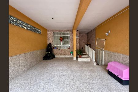 Casa para alugar com 180m², 4 quartos e 2 vagas Casa para alugar com 180m², 4 quartos e 2 vagasGaragem