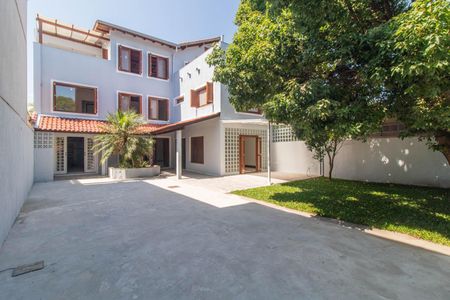 Casa à venda com 341m², 3 quartos e 8 vagasEntrada