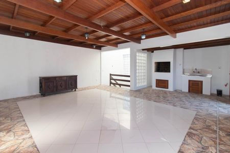 Casa à venda com 341m², 3 quartos e 8 vagasÁrea Gourmet