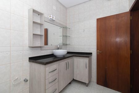 Casa à venda com 341m², 3 quartos e 8 vagasBanheiro 1