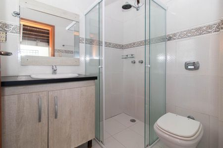 Casa à venda com 341m², 3 quartos e 8 vagasBanheiro 2