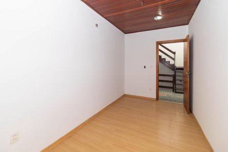 Casa à venda com 341m², 3 quartos e 8 vagasSuíte