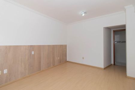 Casa à venda com 341m², 3 quartos e 8 vagasSuíte