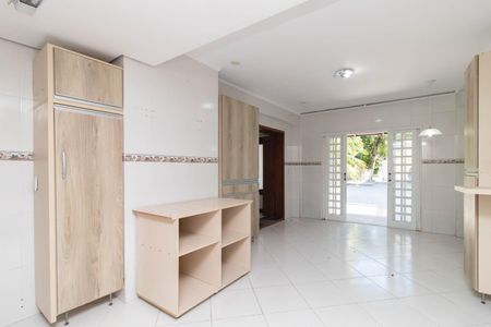Casa à venda com 341m², 3 quartos e 8 vagasCozinha