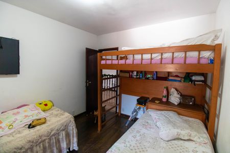 Casa à venda com 200m², 2 quartos e 4 vagas Casa à venda com 200m², 2 quartos e 4 vagasSuíte 2