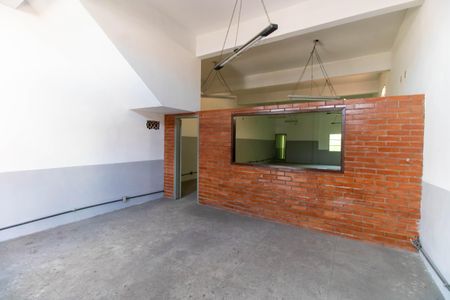 Casa à venda com 200m², 2 quartos e 4 vagas Casa à venda com 200m², 2 quartos e 4 vagasSalão