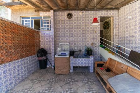 Casa à venda com 200m², 2 quartos e 4 vagas Casa à venda com 200m², 2 quartos e 4 vagasÁrea de Serviço