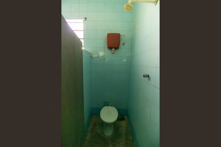 Casa à venda com 200m², 2 quartos e 4 vagas Casa à venda com 200m², 2 quartos e 4 vagasBanheiro