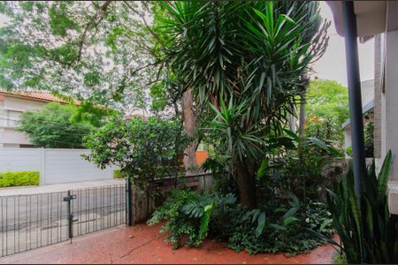 Casa à venda com 200m², 3 quartos e 2 vagasJardim