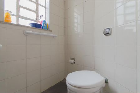 Casa à venda com 200m², 3 quartos e 2 vagasBanheiro