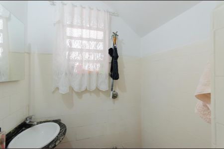 Casa à venda com 200m², 3 quartos e 2 vagasLavabo