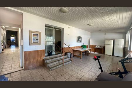 Casa à venda com 527m², 6 quartos e 3 vagasVaranda