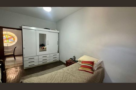 Casa à venda com 527m², 6 quartos e 3 vagasQuarto 2