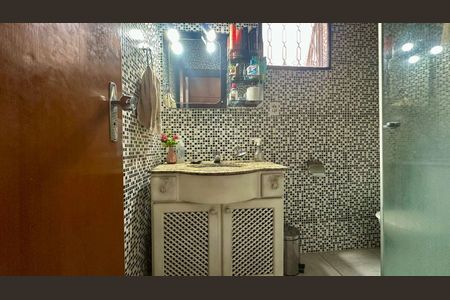 Casa à venda com 527m², 6 quartos e 3 vagasBanheiro Social 2