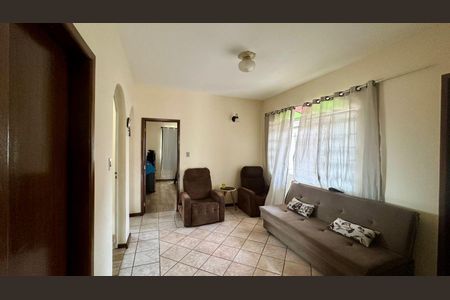 Casa à venda com 527m², 6 quartos e 3 vagasSala 2