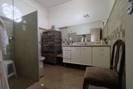 Casa para alugar com 560m², 7 quartos e 8 vagas Casa para alugar com 560m², 7 quartos e 8 vagasBanheiro da Suíte 2